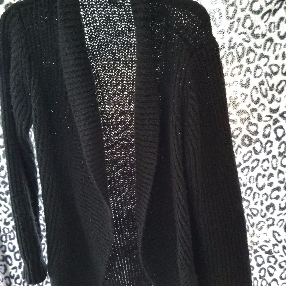 KNITTED CARDIGAN